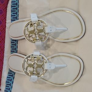 Excellent Preloved Tory Burch Metal Miller calf leather sandals